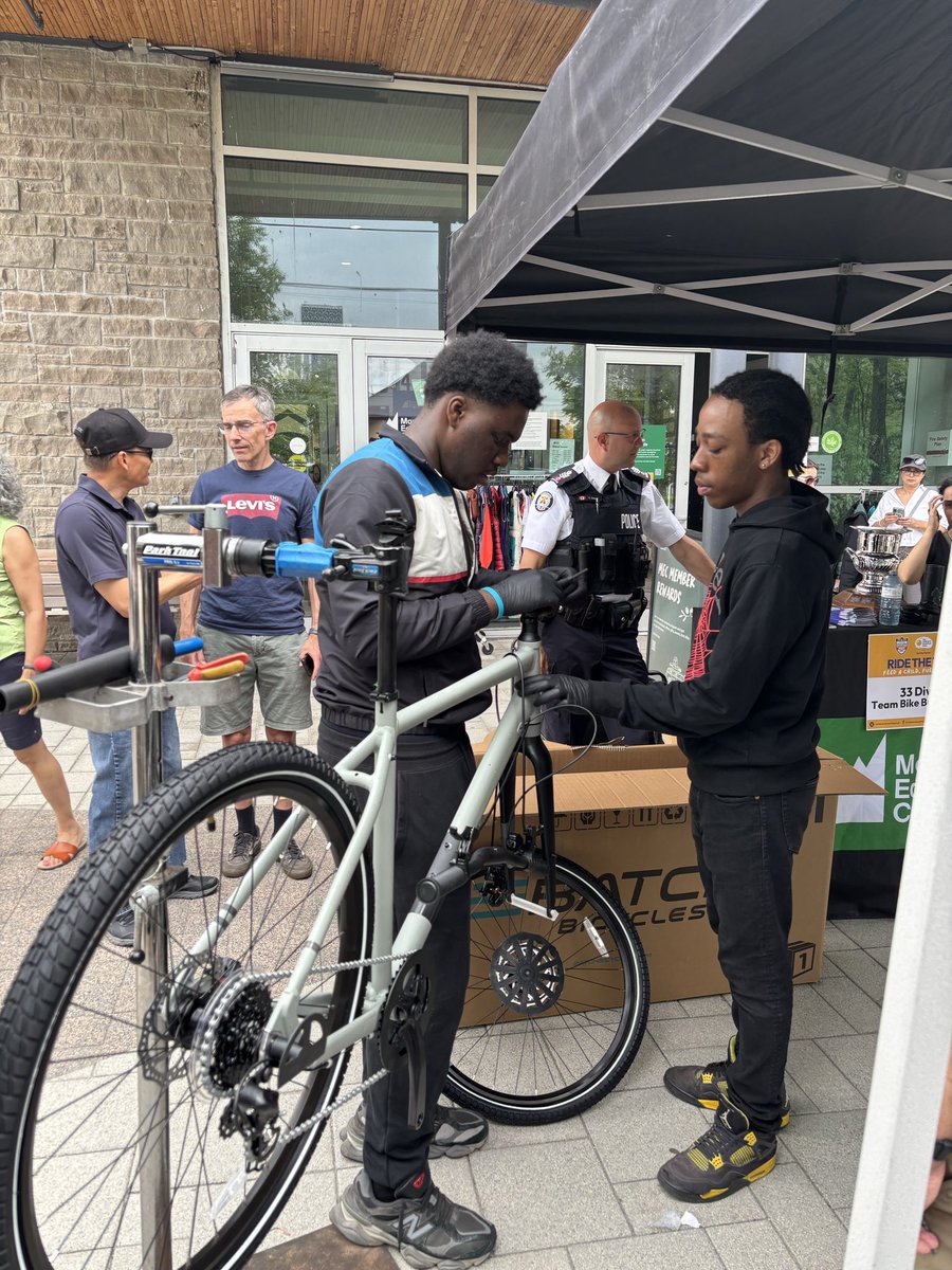 33 Division tweet media