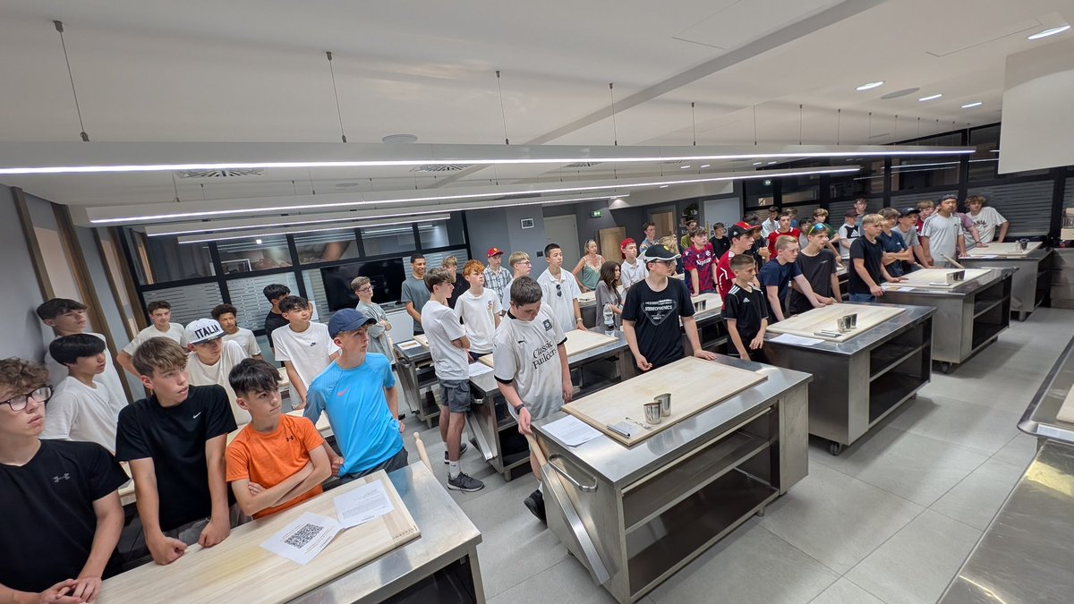 DHSBMrAndersonGeog tweet media