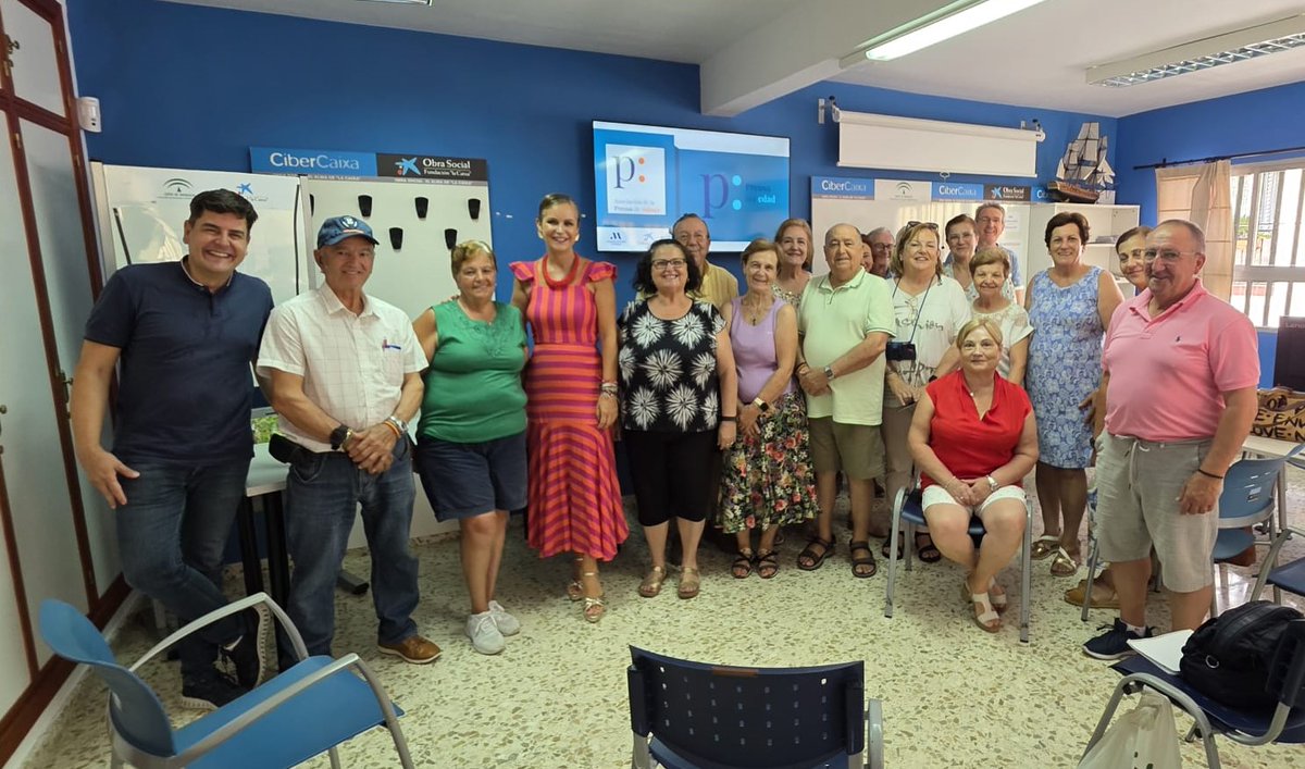 El CPA de Estepona cuelga el cartel de completo ante  📈participación. ➕de 20 👴👵aprenden sobre uso 📲, 🔎bulos e IA conversacional. 🙌a Mª del Carmen Pozo de <a href="/caixabank/">CaixaBank</a>  por sus consejos sobre fraude digital
💪 <a href="/aprensamalaga/">Asociación de la Prensa de Málaga</a> 
🤝 <a href="/diputacionMLG/">Diputación de Málaga</a> , <a href="/FundlaCaixa/">Fundación ”la Caixa”</a> 
👏<a href="/AytoEstepona/">Ayto de Estepona</a>