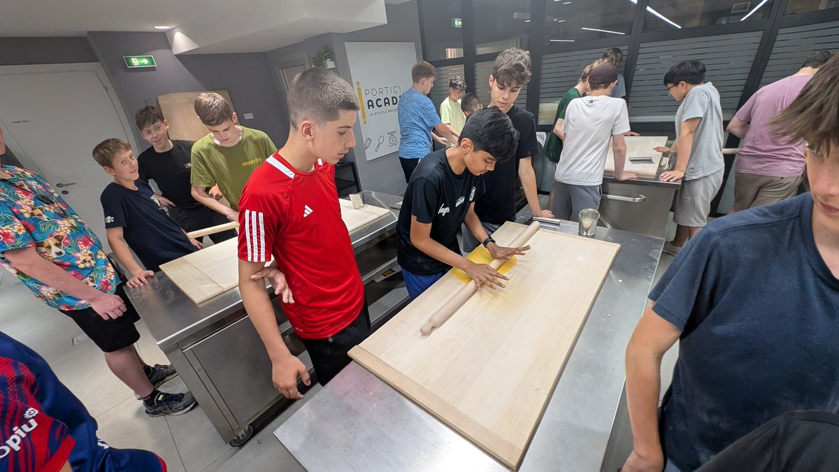 DHSBMrAndersonGeog tweet media