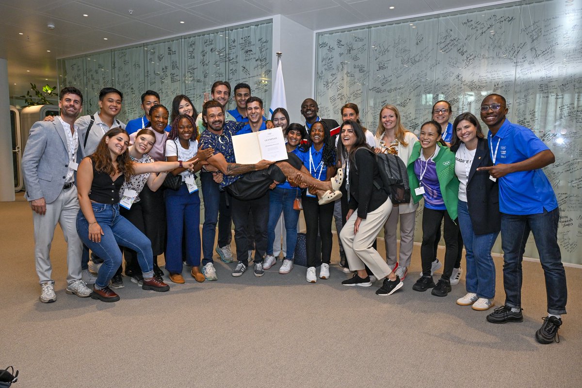 iocyoungleaders's tweet image. ✨ The Olympism365 and IOC Youth Summit 2025 — through our lenses 🌈
📸 Swipe through for our favourite memories from an unforgettable week in Lausanne!
#IOCYoungLeaders #Olympism365 #YouthSummit #SportForABetterWorld
@olympics @athlete365