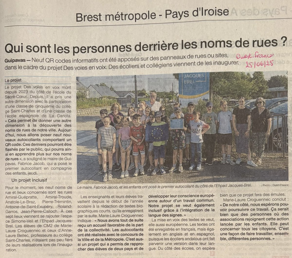 Marie-Laure Croguennec (@mlaurec) on Twitter photo Belle mise en valeur du projet des élèves qui a valu le Prix spécial du Jury au concours de la <a href="/FondaHippocrene/">Fondation Hippocrène</a>.
Quelle année ! 🇪🇸🇫🇷🇪🇺
Merci à <a href="/LeTelegramme/">Le Télégramme</a> et <a href="/OuestFrance/">Ouest-France</a>
<a href="/acrennes/">Académie de Rennes</a> <a href="/MV3522/">Véronique Marjou</a> <a href="/EnsCatho/">Enseignement catho</a> #Guipavas Belle mise en valeur du projet des élèves qui a valu le Prix spécial du Jury au concours de la <a href="/FondaHippocrene/">Fondation Hippocrène</a>.
Quelle année ! 🇪🇸🇫🇷🇪🇺
Merci à <a href="/LeTelegramme/">Le Télégramme</a> et <a href="/OuestFrance/">Ouest-France</a>
<a href="/acrennes/">Académie de Rennes</a> <a href="/MV3522/">Véronique Marjou</a> <a href="/EnsCatho/">Enseignement catho</a> #Guipavas