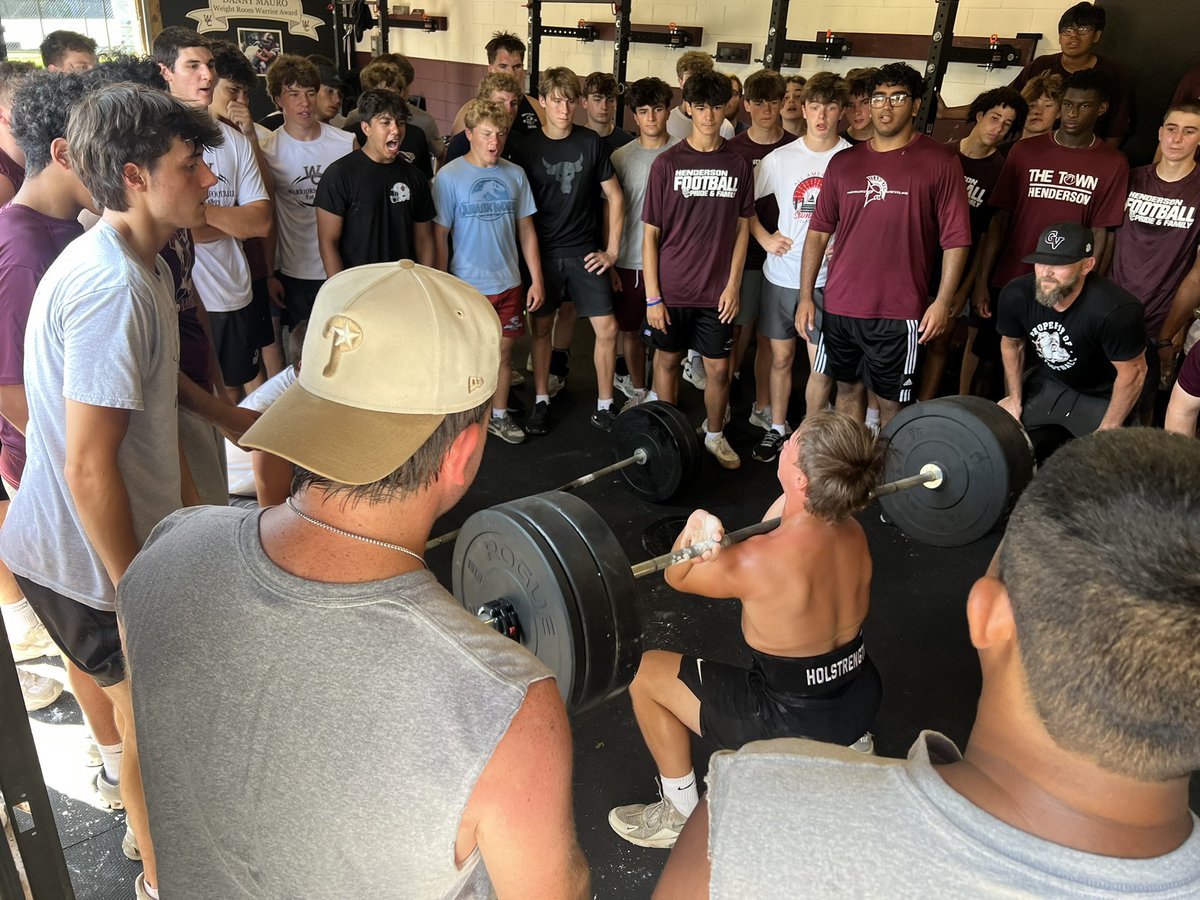 More highlights from our awesome day with <a href="/Henderson_FB/">WC Henderson Football</a>!