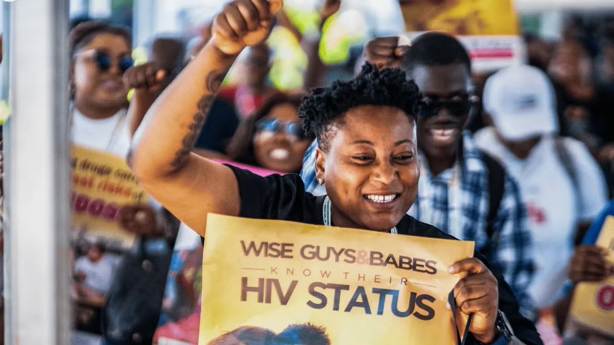 Botswana's incredible! 🇧🇼 First high-burden country in Africa to achieve WHO Gold Tier in eliminating mother-to-child HIV transmission. An AIDS-free generation IS possible. 

Learn how: esaro.unfpa.org/en/news/fewer-… 

#HIVPrevention #BotswanaSuccess