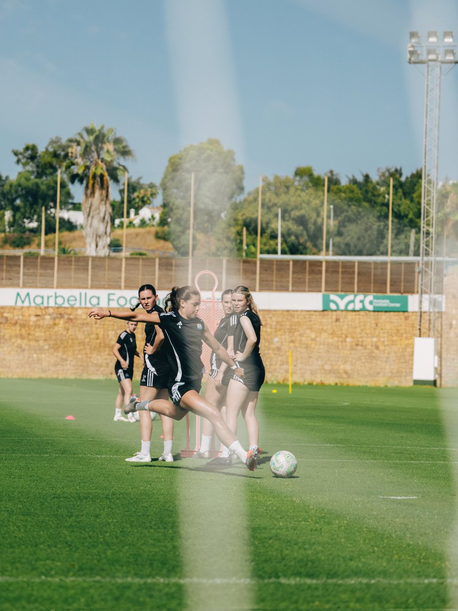 Back with a ball at their feet ⚽