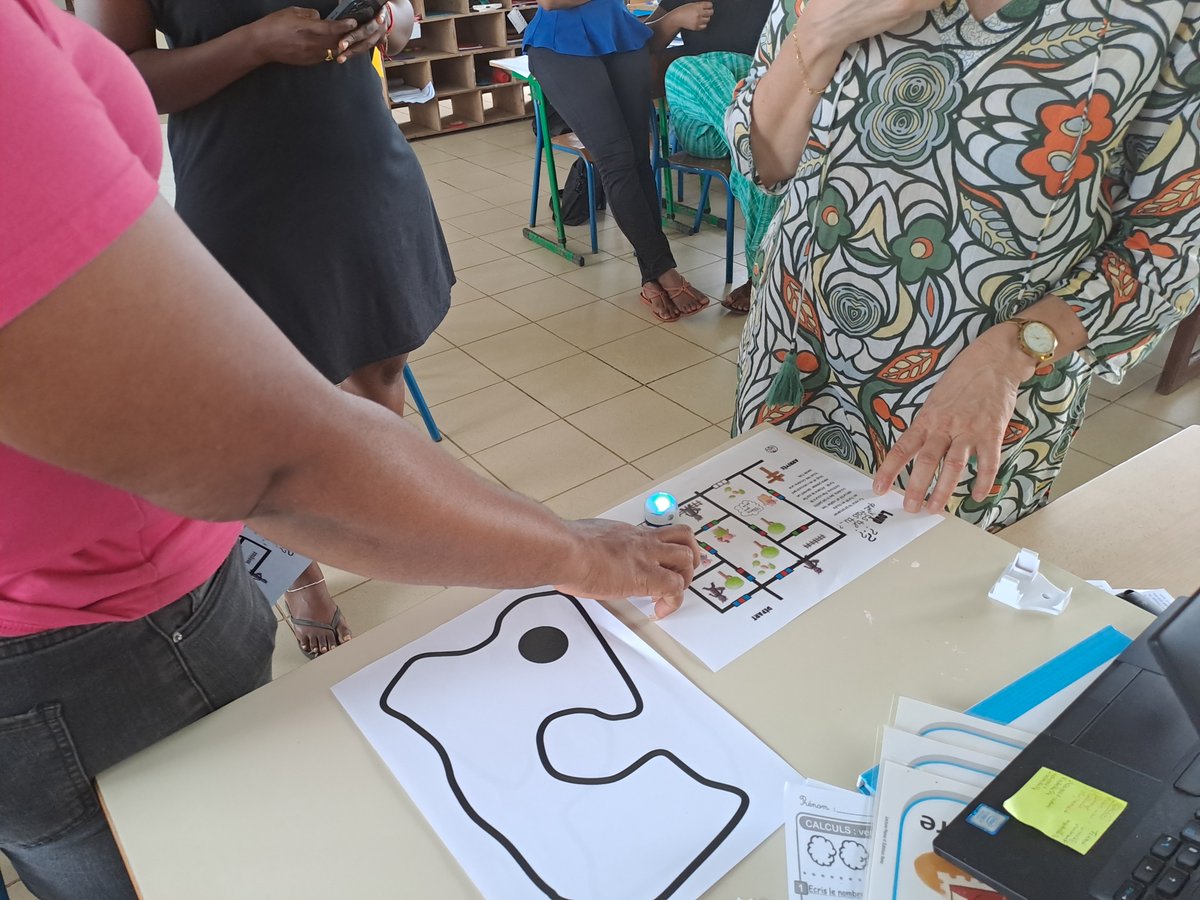 Maison pour la science en Guyane tweet media