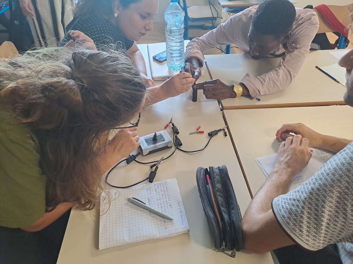 Maison pour la science en Guyane tweet media