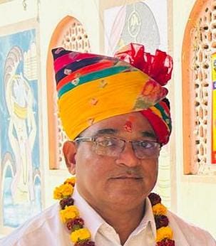 शेखावाटी की पावन धरा सीकर में राजस्थान शिक्षक संघ (राष्ट्रीय) को सींच कर वट वृक्ष का रूप देने वाले आदरणीय श्री <a href="/SampatSinghRSSR/">Sampat Singh</a>
 भाईसाहब पुन: सभाध्यक्ष के पद पर निर्विरोध  निर्वाचित। 

भाईसाहब को बहुत-बहुत बधाई और अशेष शुभकामनाएं।