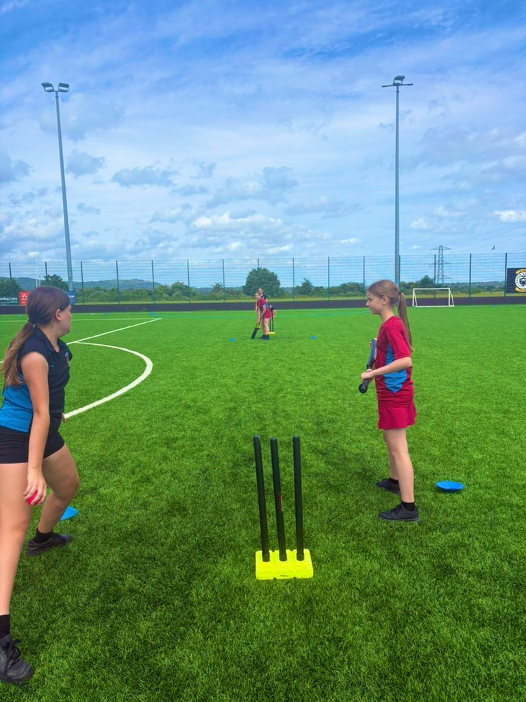 Thanks to Whitchurch for two fantastic games of U13 Cricket this afternoon🏏 

Our As lost by just 1 run &amp; our Bs lost by 12 but the real winner was the attitude &amp; spirit the girls played with👏🏻 

Lovely to see you all enjoying your summer sport &amp; getting out and active! ⭐