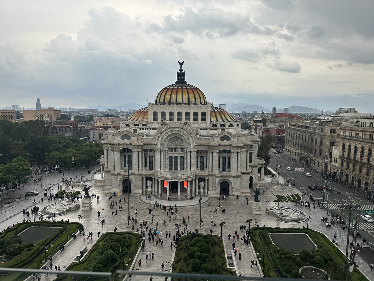 Great summer vacation! #bellasartes #CDMX <a href="/crvillarreal151/">Claudia R Villarreal</a>