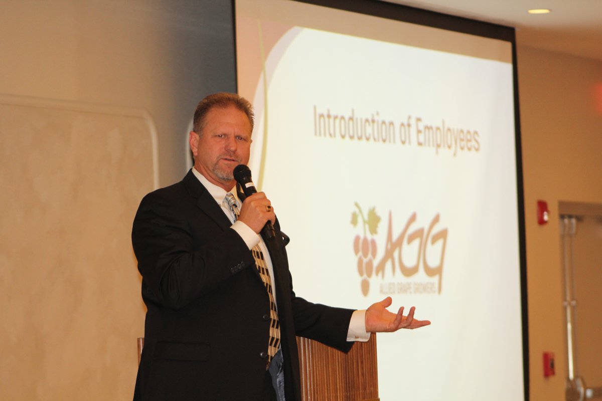 We enjoyed gathering with California wine grape growers this week at #AlliedGrapeGrowers 74th annual meeting. AGG President Jeff Bitter provided a most informative wine industry update. Prepare to read about it in American Vineyard soon!