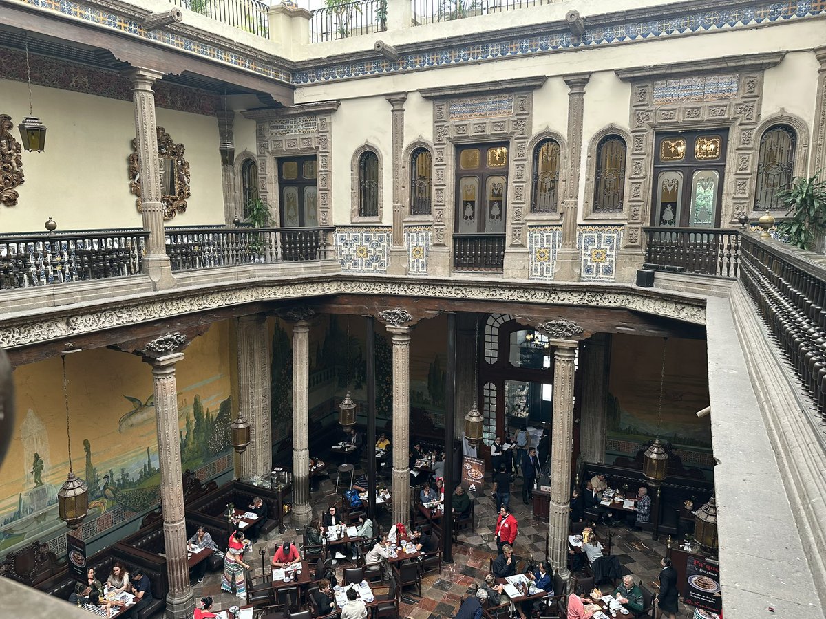 sanborns ! #CDMX ❤️🇲🇽🙏 <a href="/crvillarreal151/">Claudia R Villarreal</a>