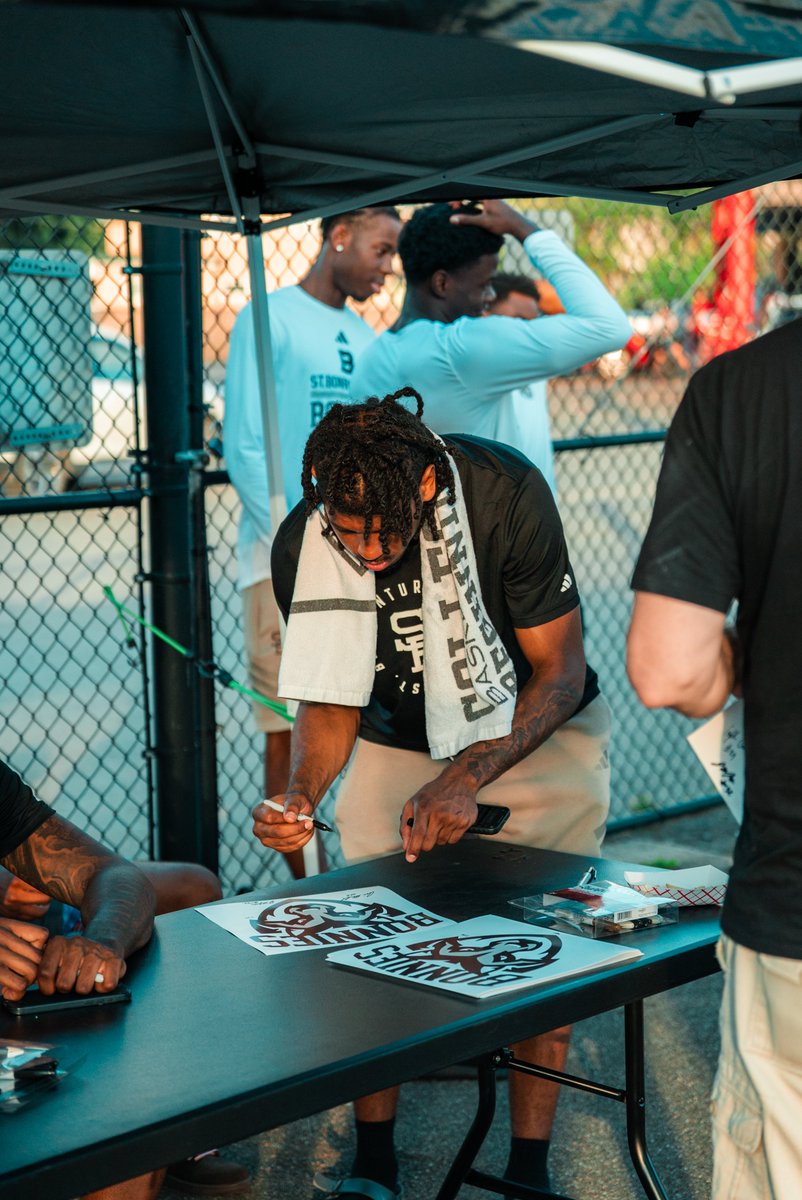 A night out at Bradner Stadium with the <a href="/OleanOilers/">Olean Oilers</a> ⚾️

<a href="/BonniesMBB/">Bonnies Men's Basketball</a> || <a href="/BonniesWBB/">Bonnies Women's Basketball</a>