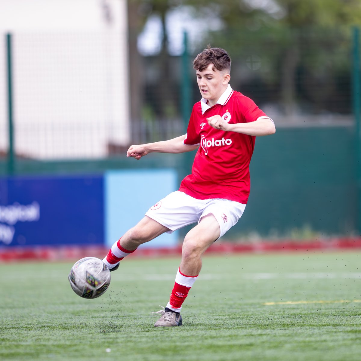 SligoRoversAcad's tweet image. Fixtures 🔴⚪️
Men's
Sunday 2pm | U14's vs Derry (A)(Cup)
Saturday 1pm | U15’s vs Drogheda (A)
Sunday 1pm | U17's vs Drogheda (H)
Women's
Saturday 1pm | U17’s vs Klub Kildare (H)
#Bitored | #Since1928
