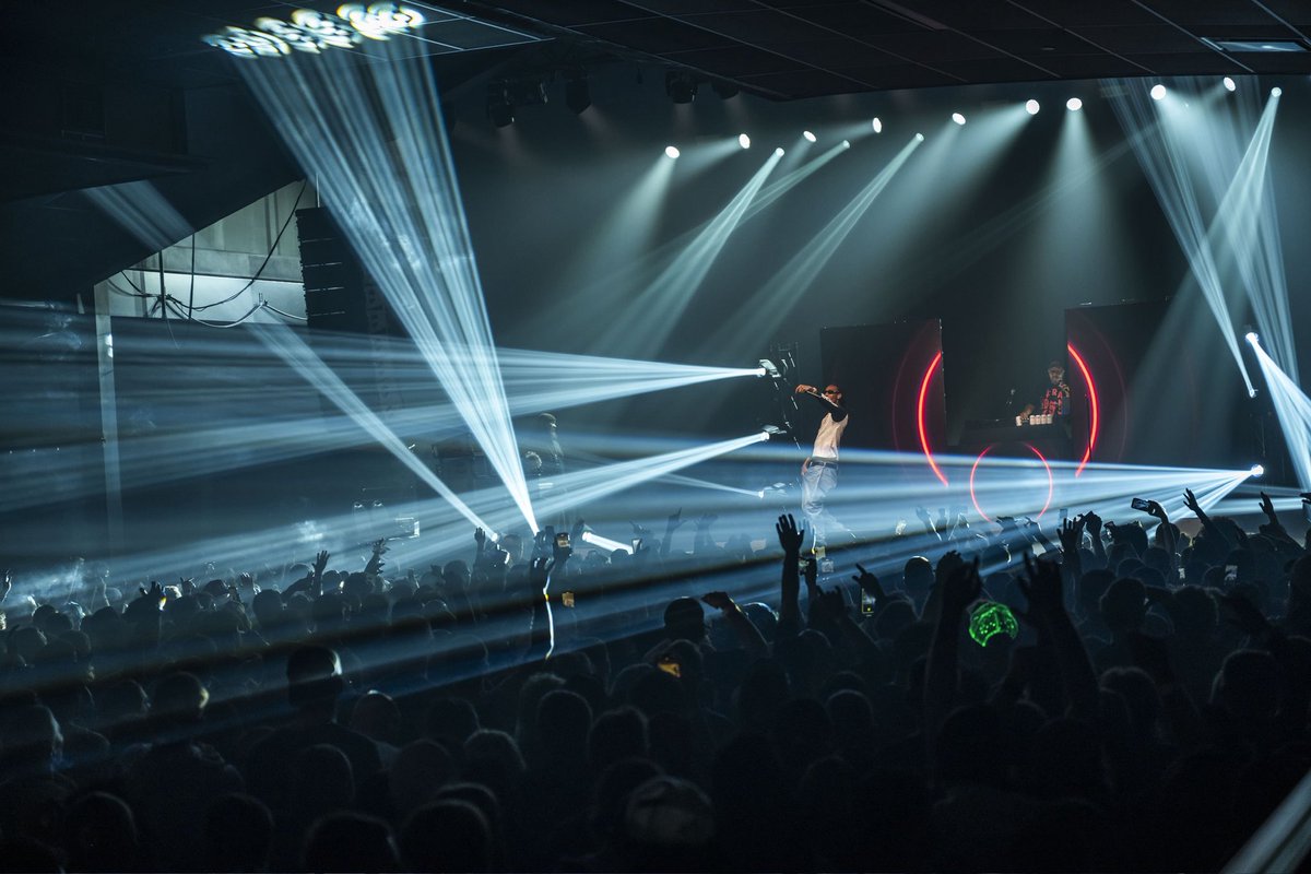 Be sure to keep up with the Gang and sign up for our newsletter to be entered into a ticket giveaway for the Good Vibes Only Tour 🚌💨

Sign up here - drop.cobrand.com/d/WizKhalifa/g…