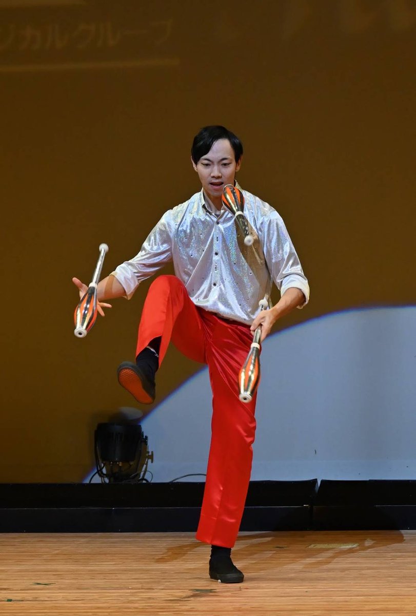 🌙✨ついに明日！【茅ヶ崎大道芸フェスティバル】開幕✨🌙

6/28(土)・29(日)は、笑って驚く2日間！
選りすぐりのパフォーマーたちが茅ヶ崎に集結します🎪

🔥注目の出演者たち🔥
🤹‍♂️3m一輪車×陽気な外国人パフォーマー「ポール」
🎶ディアボロを音で“魅せる”「聖夜」