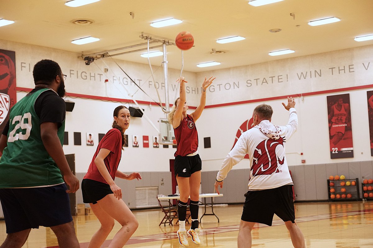 WSUCougarWBB's tweet image. One day at a time! 📅

#GoCougs