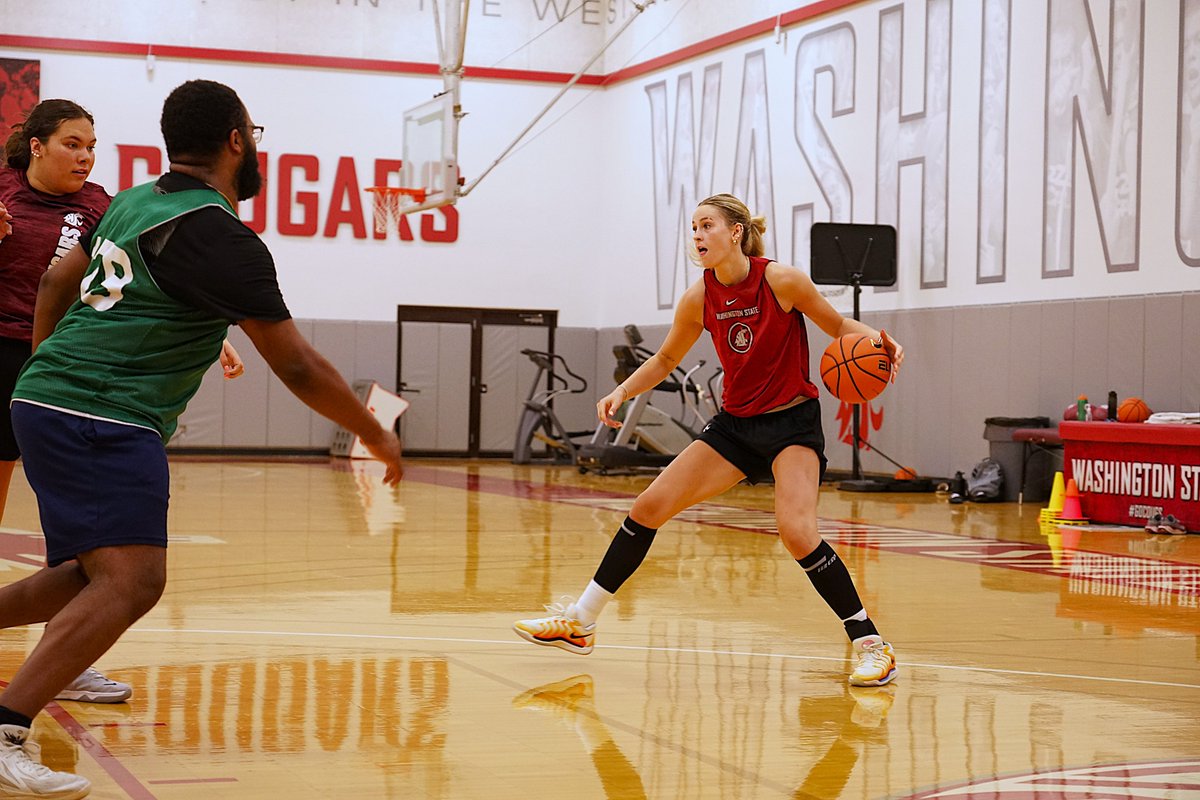 WSUCougarWBB's tweet image. One day at a time! 📅

#GoCougs