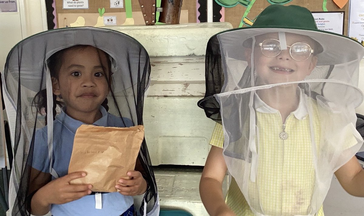 StAugustinesTW's tweet image. Today year 1 had a bee workshop from Michelle who is a real bee keeper. We are learning how to be stewards of the earth, caring for Gods creatures. @RC_Southwark @rcaoseducation @kcsp_academies @CathEdService #catholicsocialteaching