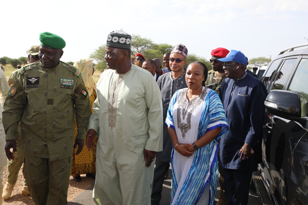 PnudNiger's tweet image. @PnudNiger salue l'engagement du ministre de la Justice &amp;amp; toute son équipe, l'ambassade @NLinNiger le Gouverneur de Tillabéri &amp;amp; tous les cadres techniques régionaux &amp;amp; le Représentant de la HCDH pour le succès éclatant de la visite du centre pénitentiaire de production de Daikaina