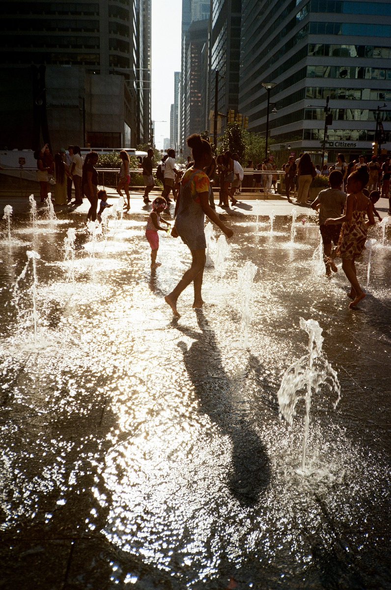 docsow1's tweet image. Summer fun on film #kodakgold200