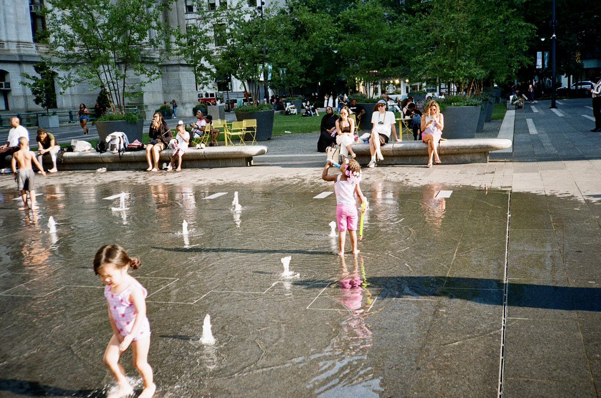 docsow1's tweet image. Summer fun on film #kodakgold200