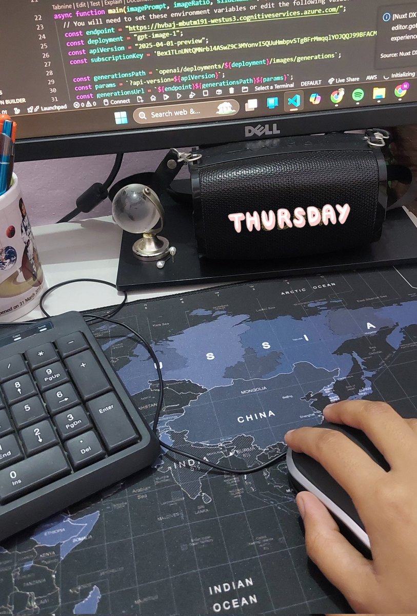 nikitasmcsnes's tweet image. No social media trends here,
Just quietly building something that matters to me after my 9 to 6 internship 💅✨️