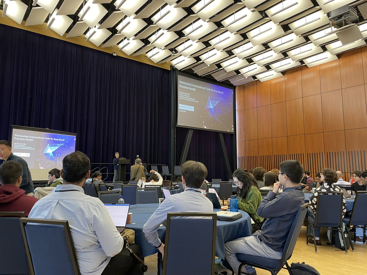 So happy to be at #CHIL2025 now for a talk from <a href="/Idasim/">Ida Sim</a>