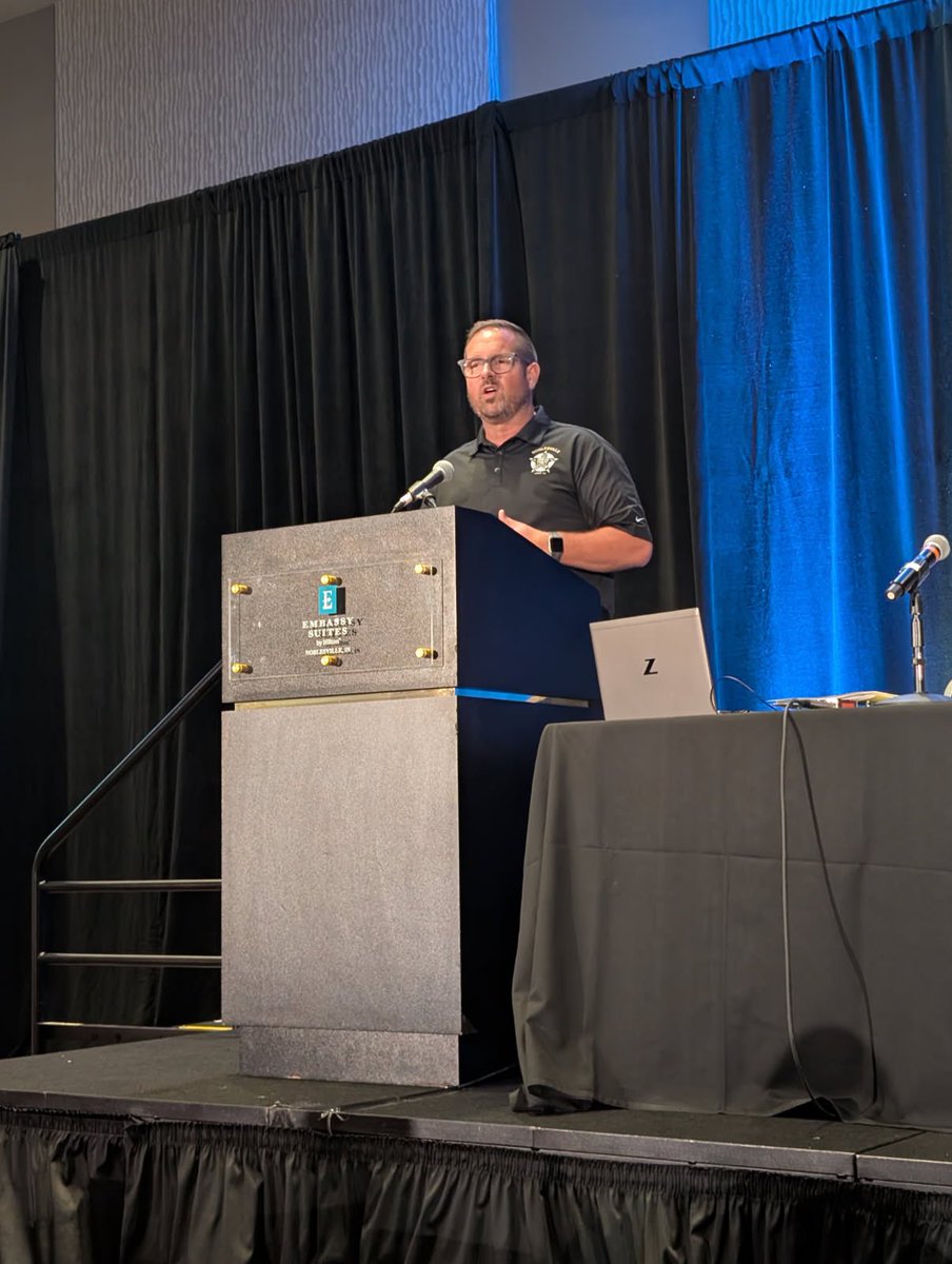 Rebecca McCuaig tweet media