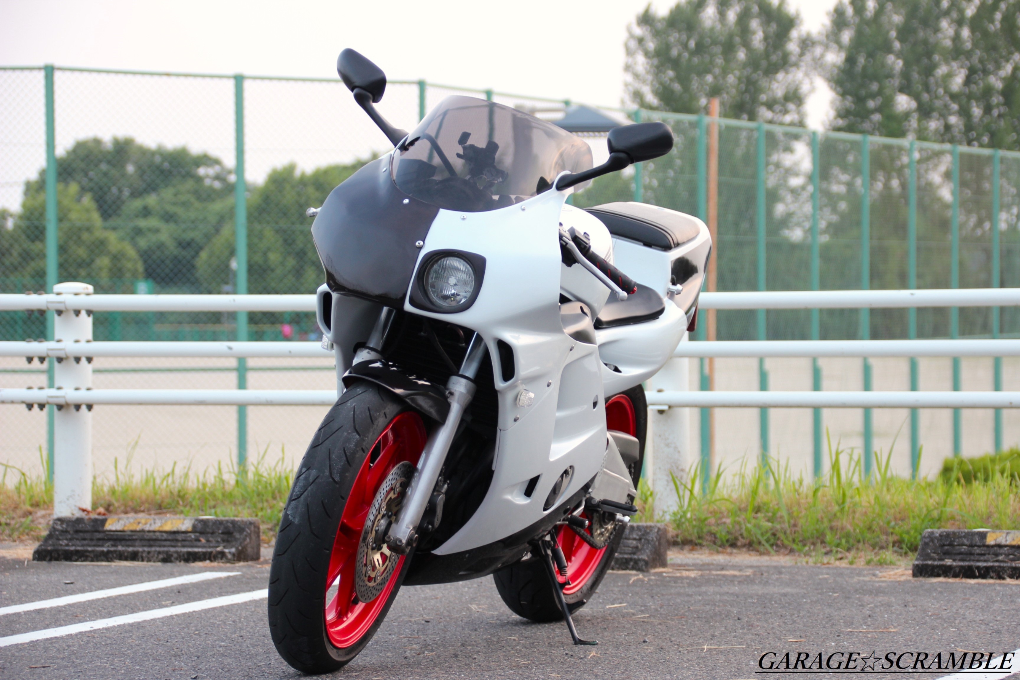 いけやんページ いけやん@車バイク写真垢 (@yxDYi1EwYfWhgKL) / X