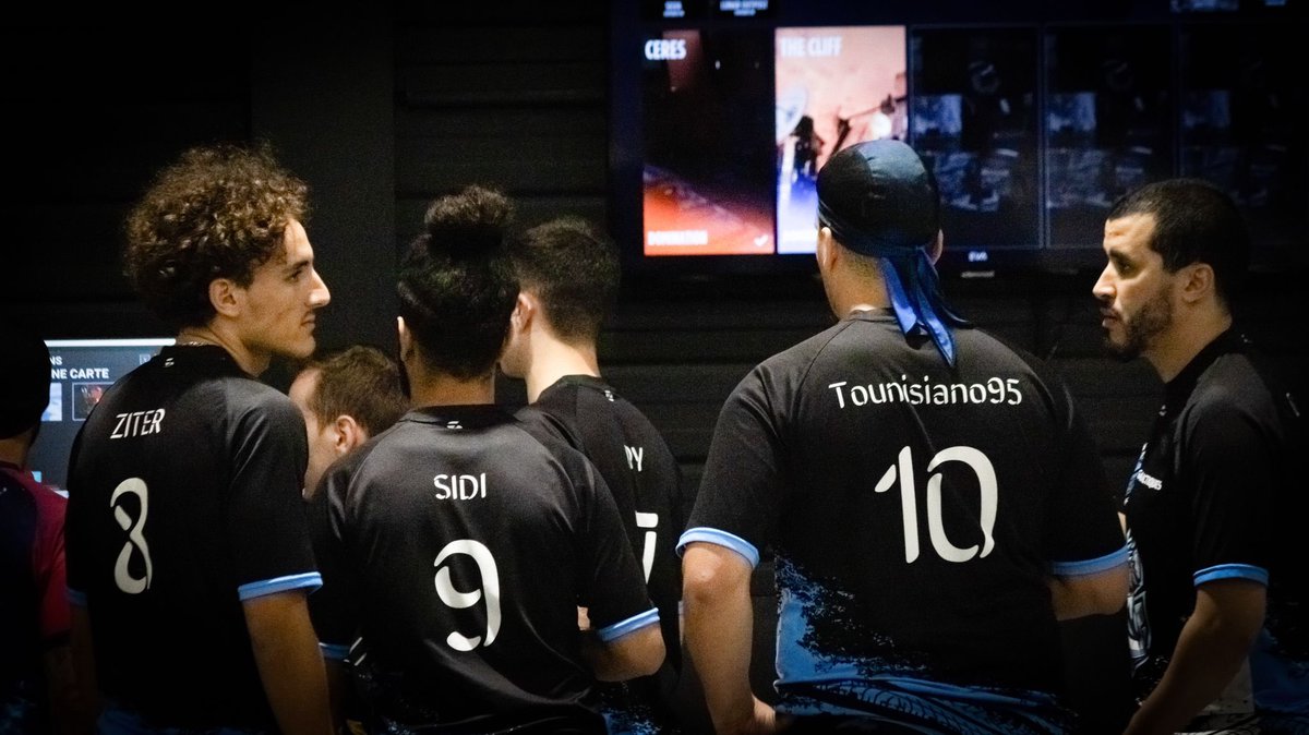 Les Galactiques réunis pour représenter la salle d’EVA Paris Est pour la Coupe de France 🇫🇷✨ 
<a href="/evagg_fr/">EVA</a> 

#panameleague #GalactiquesEsport #CoupeDeFrance #EvaEsport #VR #VirtualArena #Team #RoadToVictory #EVA
🏆🕶️💥