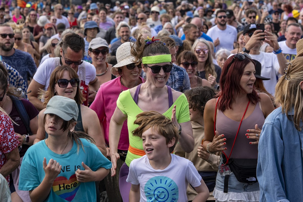 Day two of Glastonbury Festival has been filled with dancing, showers and lots of exploring!

For some fun ideas of where to head over the next few days, head on over to our website and ITVX.

Highlights here: tinyurl.com/2jkumjy4

📷: PA Images