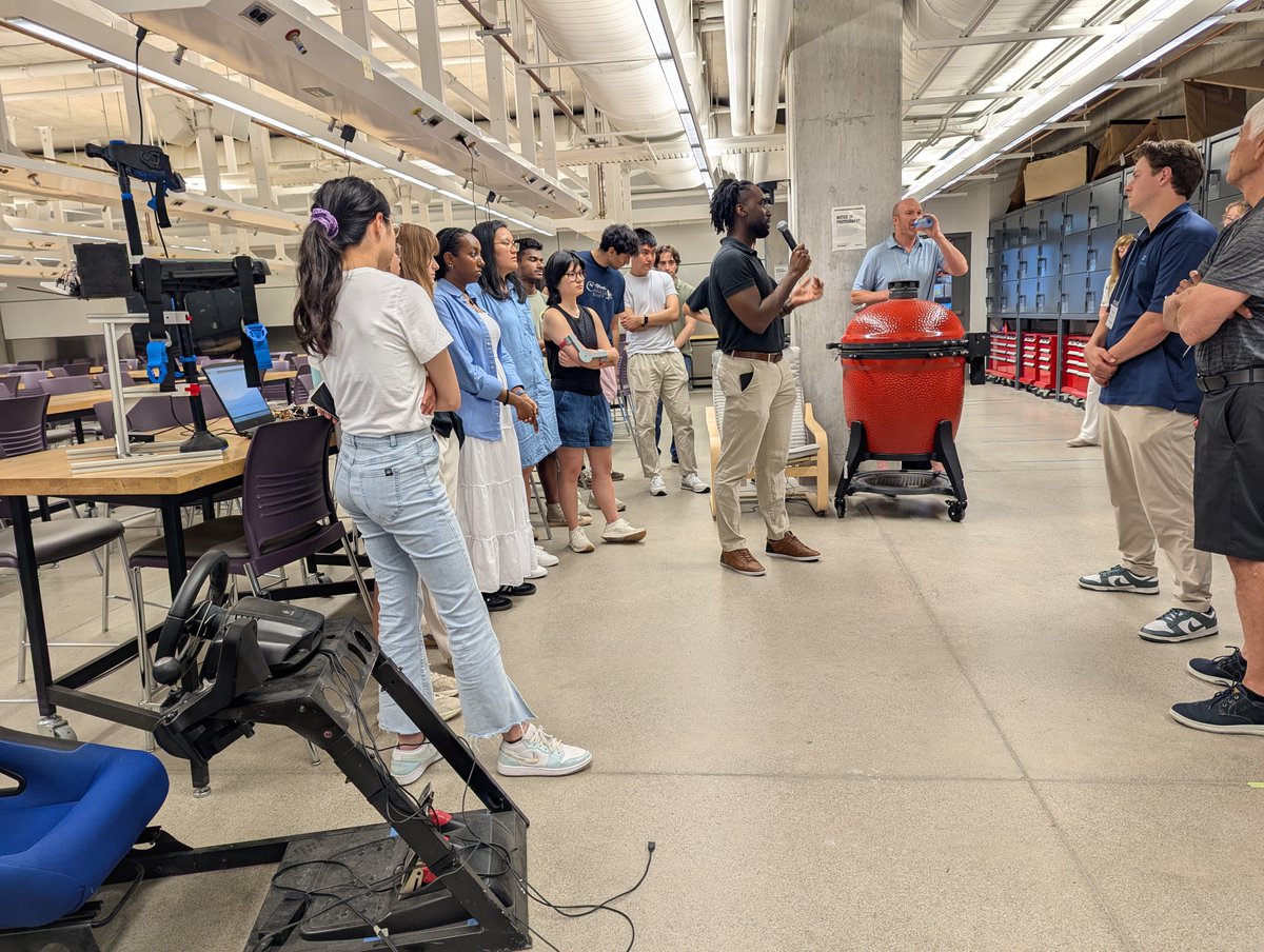 🚀 Monday’s Future of Ag Tech Showcase at <a href="/UWaterloo/">University of Waterloo</a> was packed with innovation — from student projects to <a href="/UWVelocity/">Velocity</a> start-ups 🌱💡

We also toured RoboHub🤖&amp; AVRIL🚘🔬
Big thanks to all the creators, <a href="/WaterlooENG/">Waterloo Engineering</a>  for hosting, and everyone who attended👏
#AgTech #Innovation