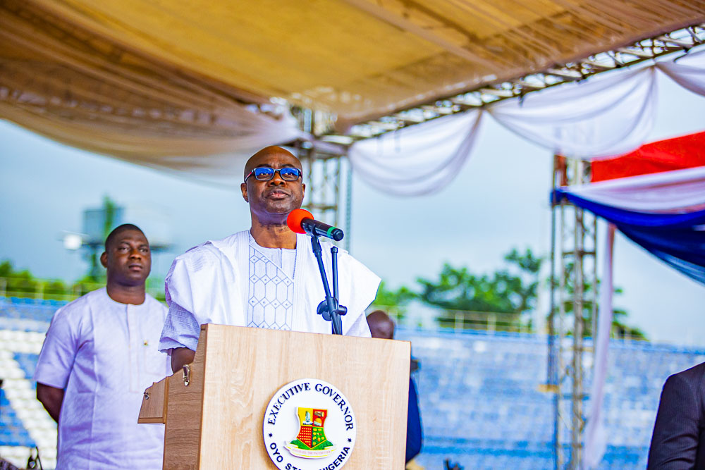 seyimakinde's tweet photo. Earlier today, we attended the Interdenominational Commendation Service in honour of His Excellency Dr Victor Omololu Sowemimo Olunloyo, former Governor of Oyo State, at the Obafemi Awolowo (Liberty) Stadium, Ibadan.

As I said in my remarks, we gathered not just to mourn, but to honour His Excellency. To reflect not only on a life well lived, but on a life that left deep and enduring footprints on the sands of Oyo State’s history — and indeed, Nigeria’s.