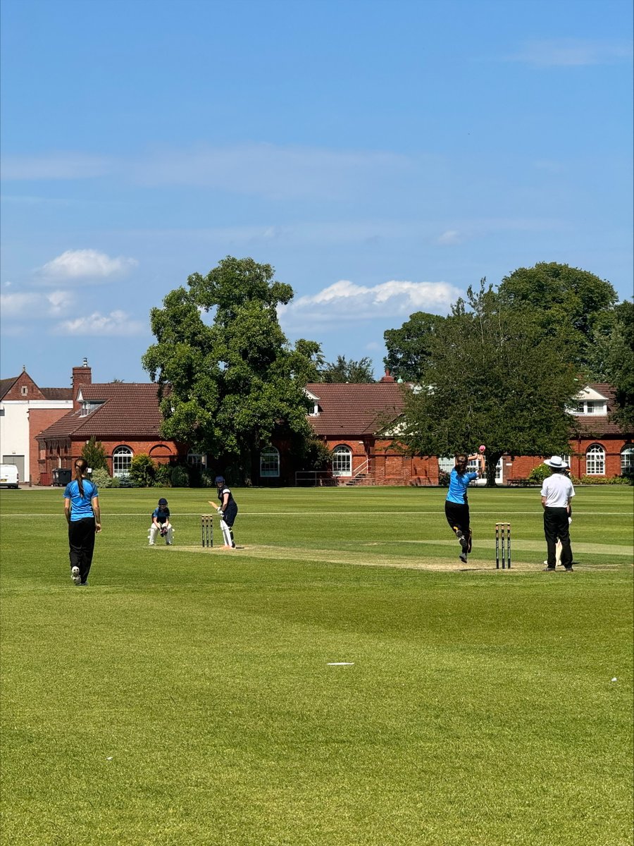 WellingtonUK's tweet photo. Congratulations to the Wellington College 1st XI on an exceptional season, crowned by their victory in the prestigious Colin Cowdrey Memorial Cup. Read more about a fantastic season across both boys’ and girls’ cricket here: https://t.co/OjHNhromdF https://t.co/5ZdOPR6ki1