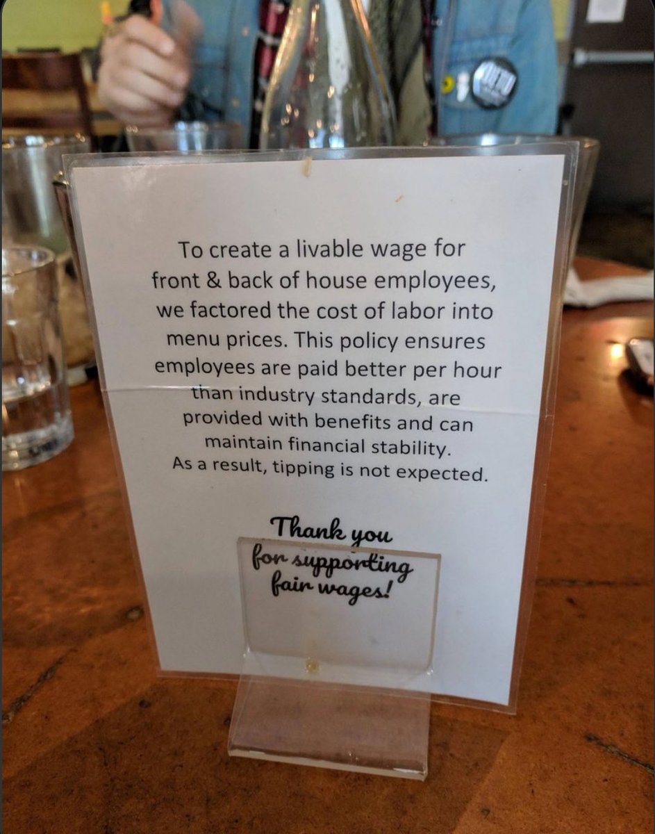 kirawontmiss's tweet photo. We need more restaurants like this https://t.co/OsjJx1FOQF