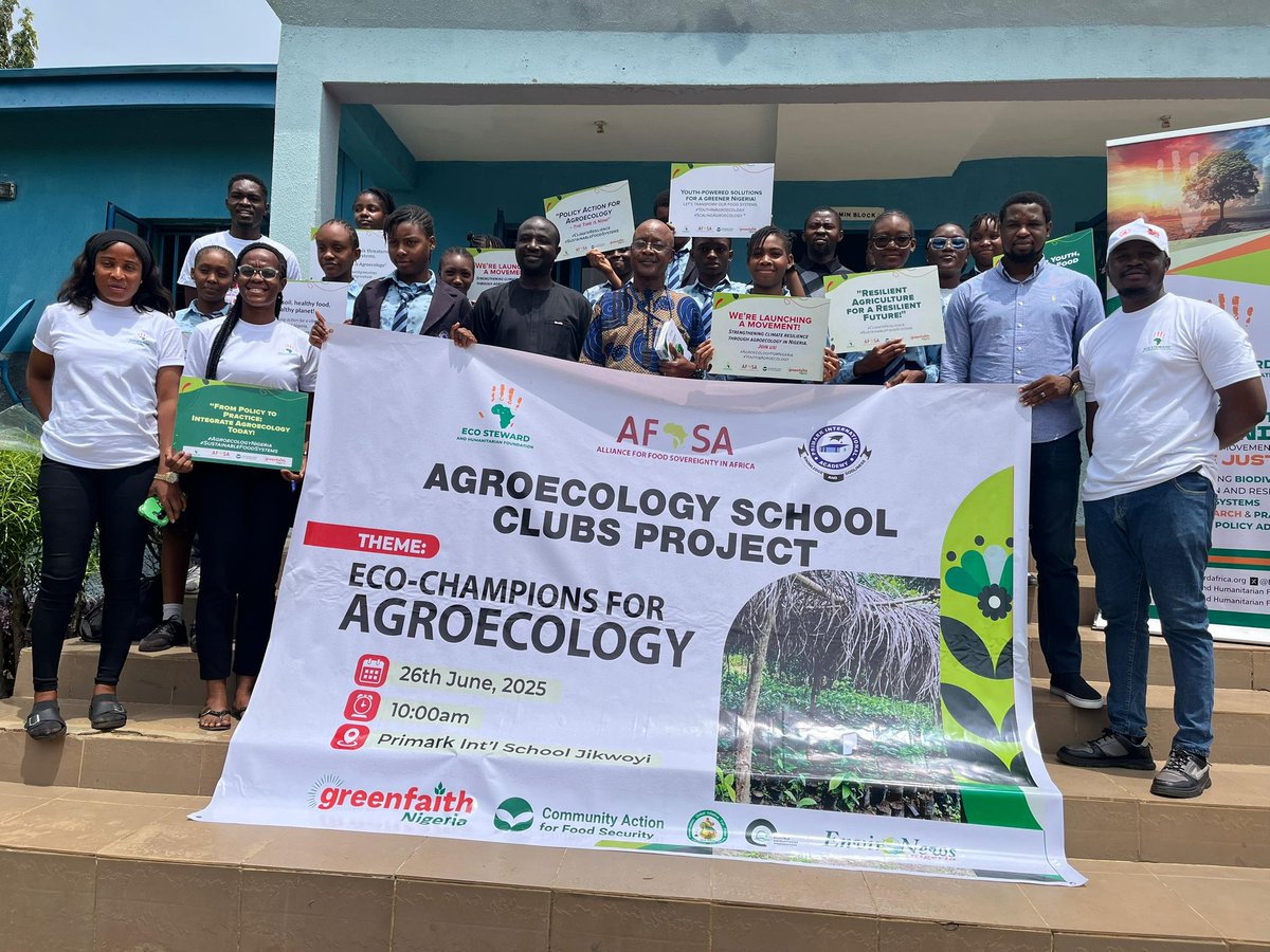 ecocykle's tweet image. “Agroecology is not just a science; it’s a movement rooted in justice, sustainability & local knowledge.” – AFSA
Today, in partnership with Ecosteward,we launched the Eco-Champion Agroecology School Club at Primark School, Jikwoyi.
#AgroecologyInSchools #EcoChampions