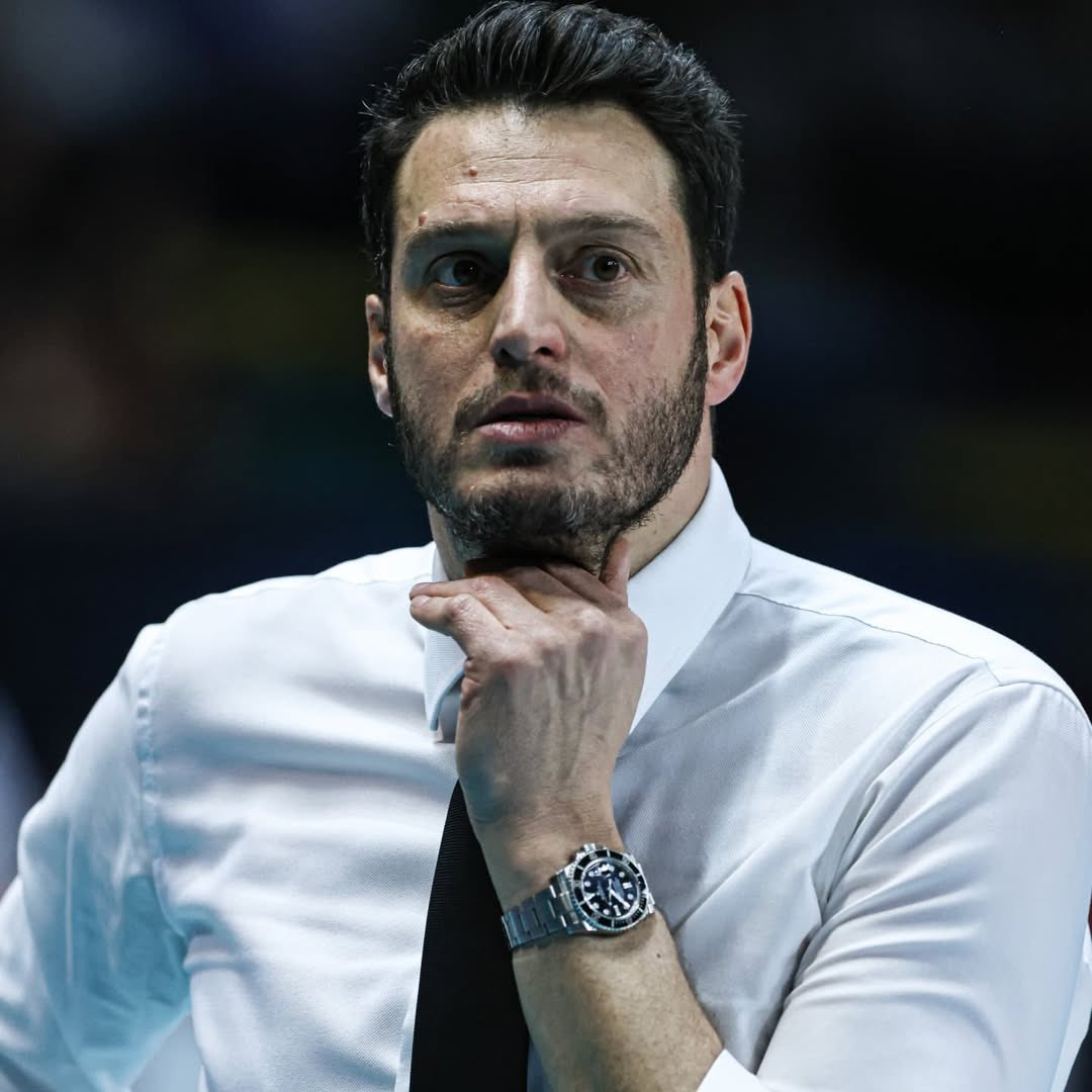 şimdi uçağa bindirsek cumartesi maçına yetişir NOLUR YAK GEL BİLDİĞİN NE VARSA😭