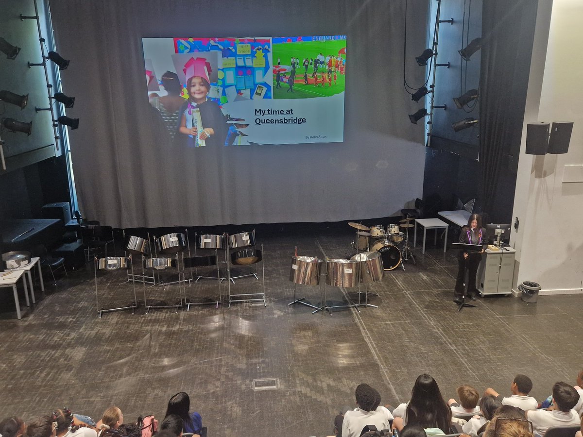 BridgeAcademyE2's tweet image. Delighted to welcome students from @QueensbridgeSch today to hear from current Head Student, Helin, about her journey from Queensbridge to Bridge. They were also able to hear from other students, listen to live musical performances and participate in a PE taster lesson.