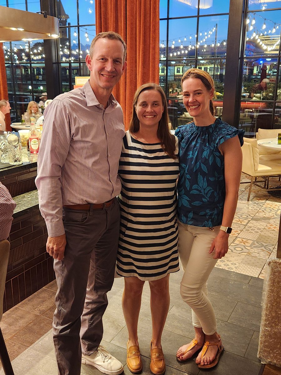 SJHudak's tweet image. Bittersweet week, as we say goodbye to our graduating @SocietyGURS Fellow, @Allyhertz.
@MaiasaurusRex and I are so proud of all she's accomplished with us here @UTSWUrology and are beyond excited to see the great things she will bring to @UIowa_urology