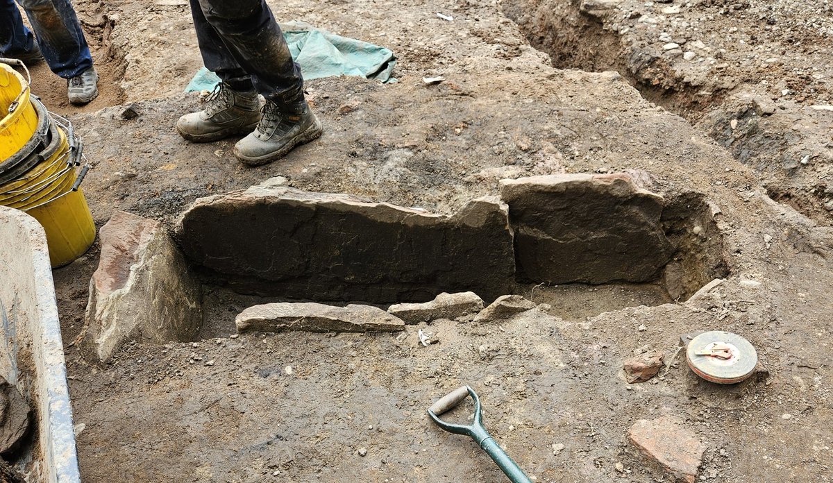 A burial cist found recently at the Carlisle dig. No remains were found, so it's probably been robbed out at a later date.

It is on a north/south orientation, which means it probably isn't Christian. Current thinking is a date of very late Roman.