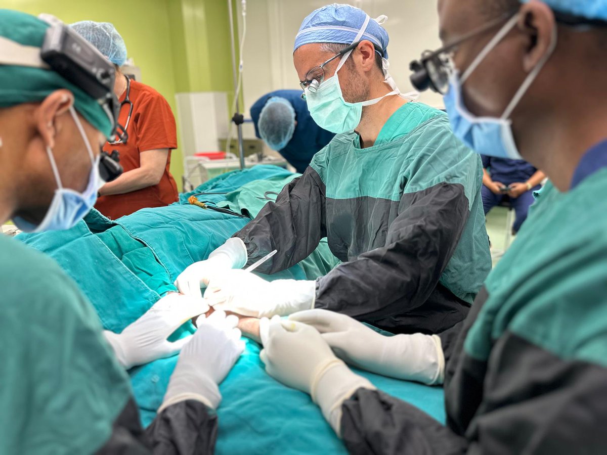 CCBRTTanzania's tweet image. An impactful week at @CCBRTTanzania Hospital with @ReSurge, advancing surgical care for children and adults with upper limb conditions. 

Grateful to the dedicated trainers and participants! 

#SurgicalCare #BrachialPlexus #HandAnomalies