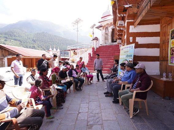 PIB in Uttarakhand (@pibdehradun) on Twitter photo #BIS देहरादून द्वारा उत्तरकाशी में दो दिवसीय "मानक चौपाल" कार्यक्रम का आयोजन किया गया। यह आयोजन पवित्र धाम गंगोत्री के निकट स्थित मुखवा ग्राम (माँ गंगा का मायका) एवं निकटवर्ती पुजार गांव के सिद्धेश्वर महादेव मंदिर प्रांगण में संपन्न हुआ।<a href="/DDnews_dehradun/">DD NEWS UTTARAKHAND</a> <a href="/jagograhakjago/">Consumer Affairs</a> #BIS देहरादून द्वारा उत्तरकाशी में दो दिवसीय "मानक चौपाल" कार्यक्रम का आयोजन किया गया। यह आयोजन पवित्र धाम गंगोत्री के निकट स्थित मुखवा ग्राम (माँ गंगा का मायका) एवं निकटवर्ती पुजार गांव के सिद्धेश्वर महादेव मंदिर प्रांगण में संपन्न हुआ।<a href="/DDnews_dehradun/">DD NEWS UTTARAKHAND</a> <a href="/jagograhakjago/">Consumer Affairs</a>