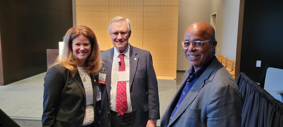 theNAEng's tweet image. What happens when cutting-edge #engineering meets breakthroughs in #medicine and #AI? Find out in our recap of the NAE Regional Meeting with the @UMNCSE and @Medtronic! Read takeaways from the event and watch our video highlights here: ow.ly/L7fp50WgZSI