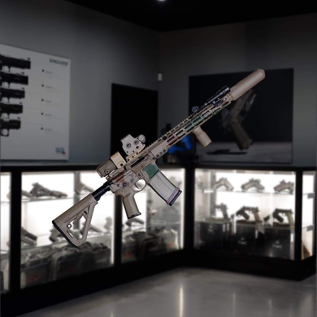 Look ma, no hands! #solgw #liberty <a href="/one_man_in/">Christian Craighead</a>