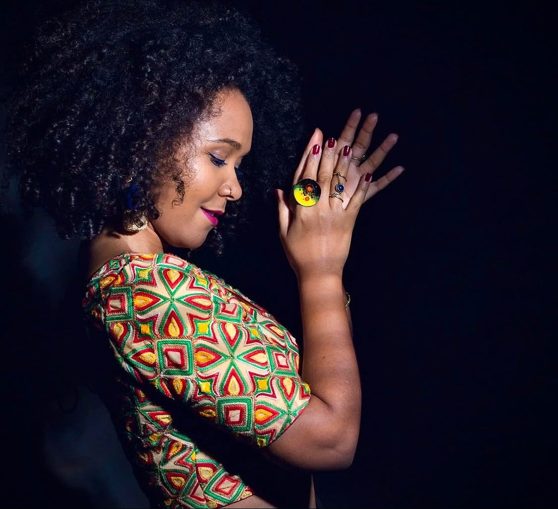 Quelques concerts cet été☀️
🦎Ce soir au Théâtre antique de <a href="/jazzavienne/">Jazz à Vienne</a> avec « Atlantis » de @annepaceo
🦎Le 27 juin au festival des 5 continents à Marseille
🦎 Le 28 juin avec @annepaceo à @jazz_a_junas 
🦎 Le 29 juin avec « Bengué » 
au @respirejazzfestival à Angoulême