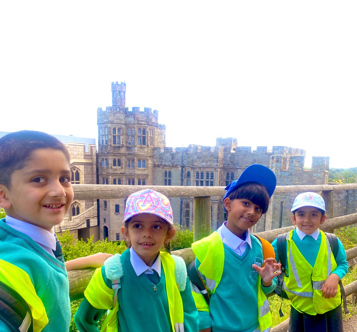 Miss Kingston tweet media