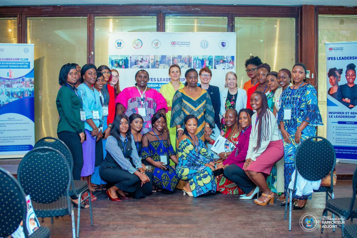EderNsiala's tweet photo. Ce jeudi 26 juin, L'hon. Princesse Dominique Munongo Inamizi encourage les jeunes femmes leaders à s'impliquer dans la participation politique active et le  développement du pays.  C'était à l'occasion du forum de renforcement du leadership féminin en RDC, organisé par IFES-RDC https://t.co/sKSt4ANW5f