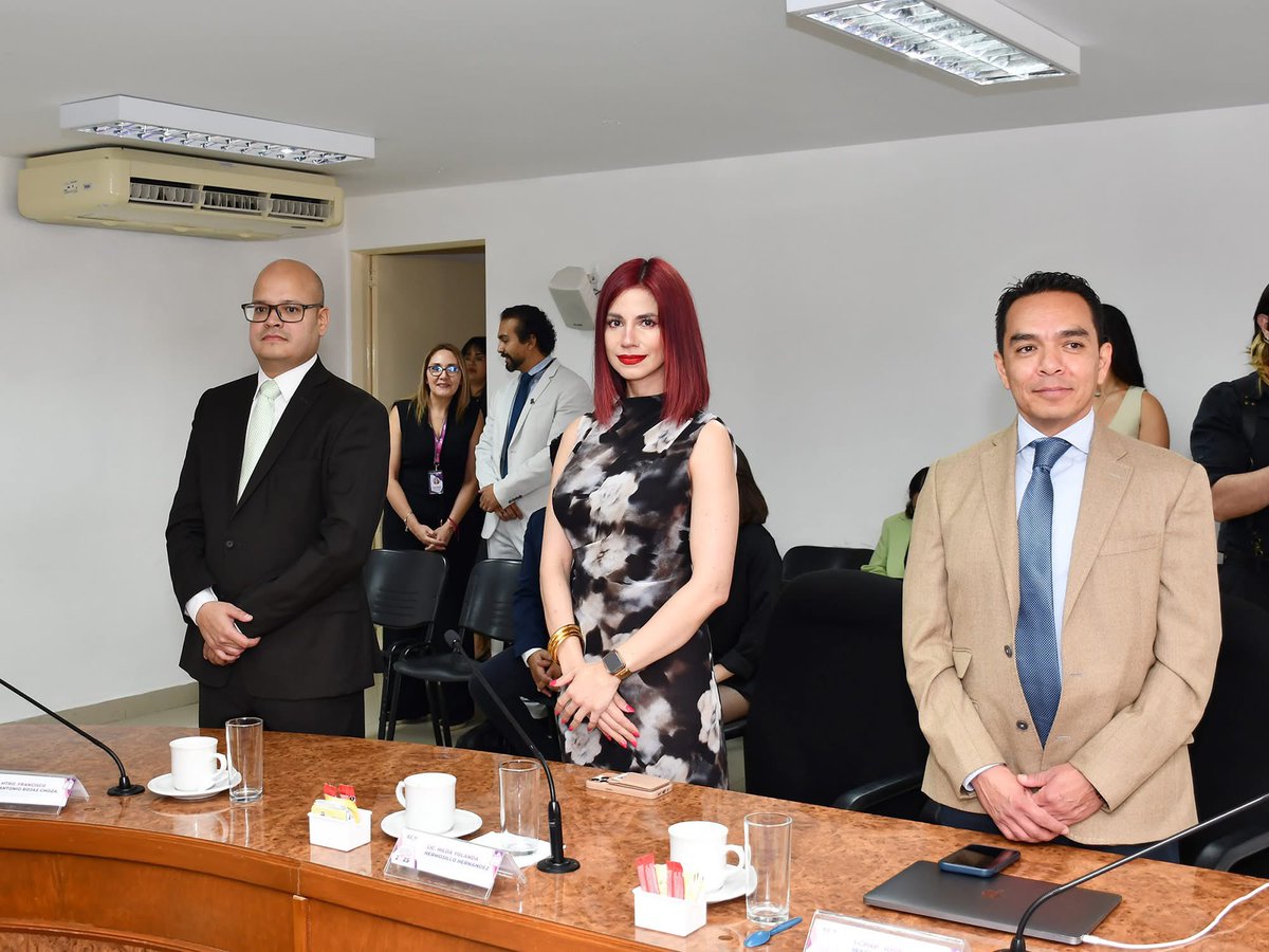 Esta mañana 📸 en la entrega de constancias a las candidaturas electas en la #ElecciónJudicialAgs2025⚖️ como magistraturas y personas juzgadoras de primera instancia del Poder Judicial del Estado de Aguascalientes.