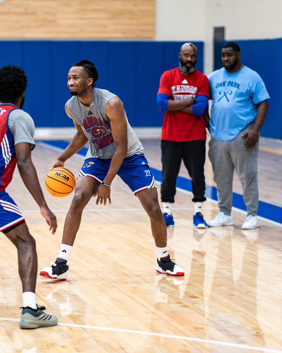 No Context Kansas Basketball (@nocontextkubb) on Twitter photo 